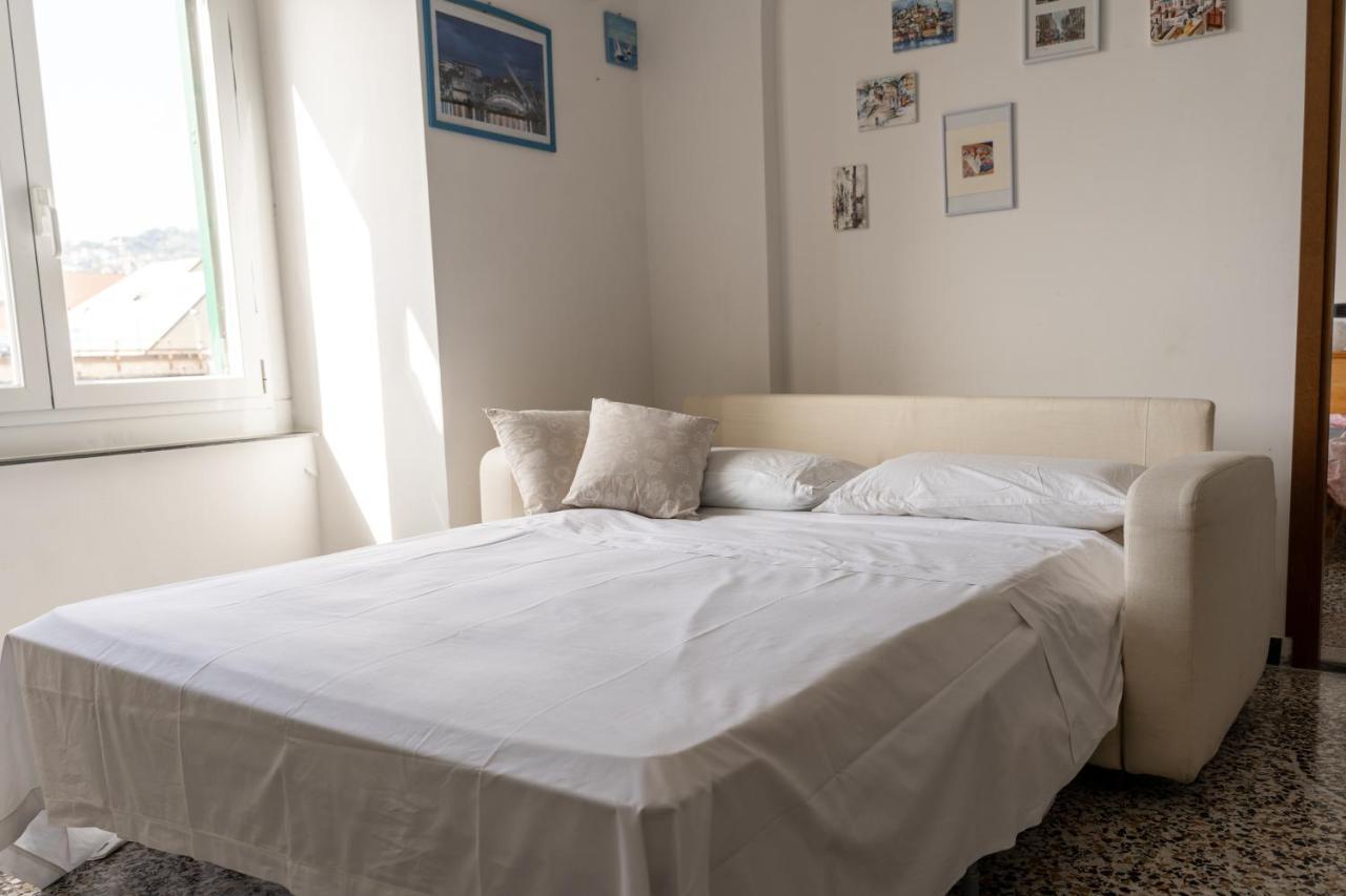 Niu Sunny Apartment Genua Exteriör bild