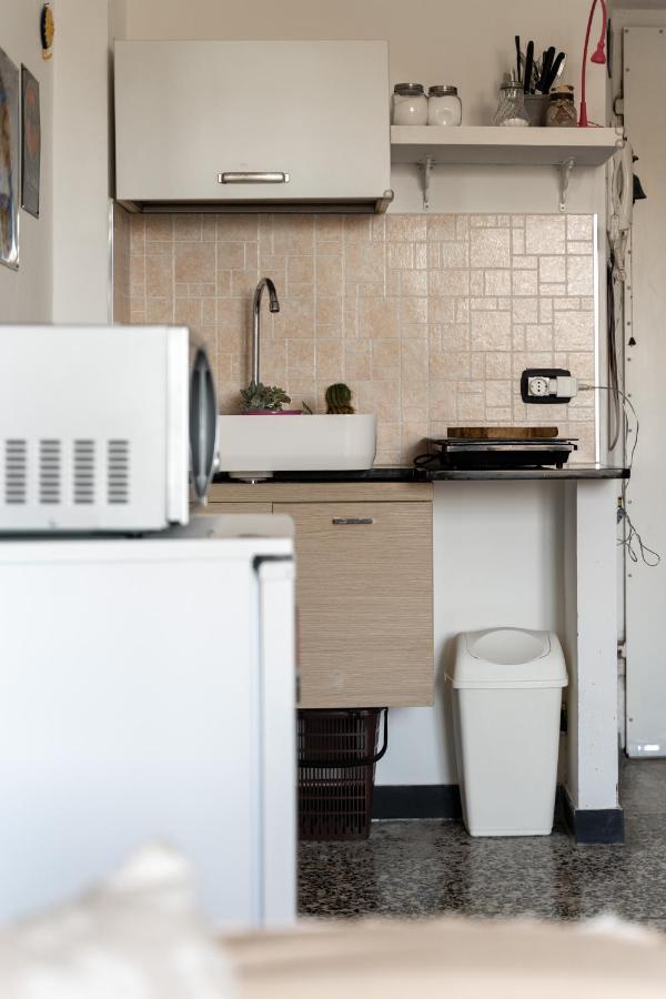 Niu Sunny Apartment Genua Exteriör bild